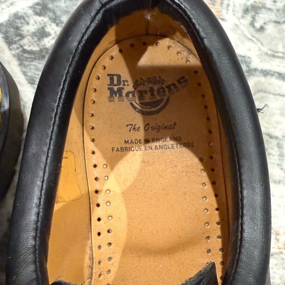 Dr. Martens - Picture 4 of 12